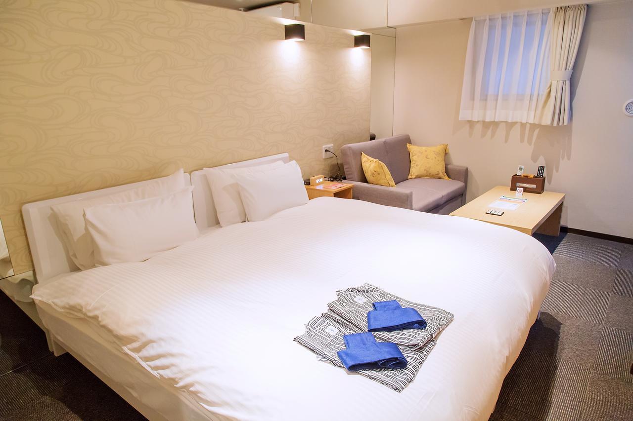 Matsuishi Shijo Karasuma Hostel Kyoto Exterior photo