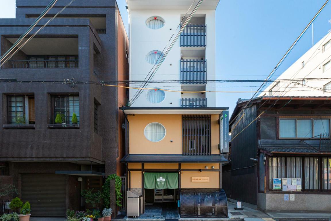 Matsuishi Shijo Karasuma Hostel Kyoto Exterior photo